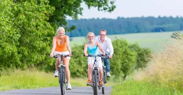 Najlepsze trasy rowerowe w Poznaniu i okolicach - odkryj piękno regionu