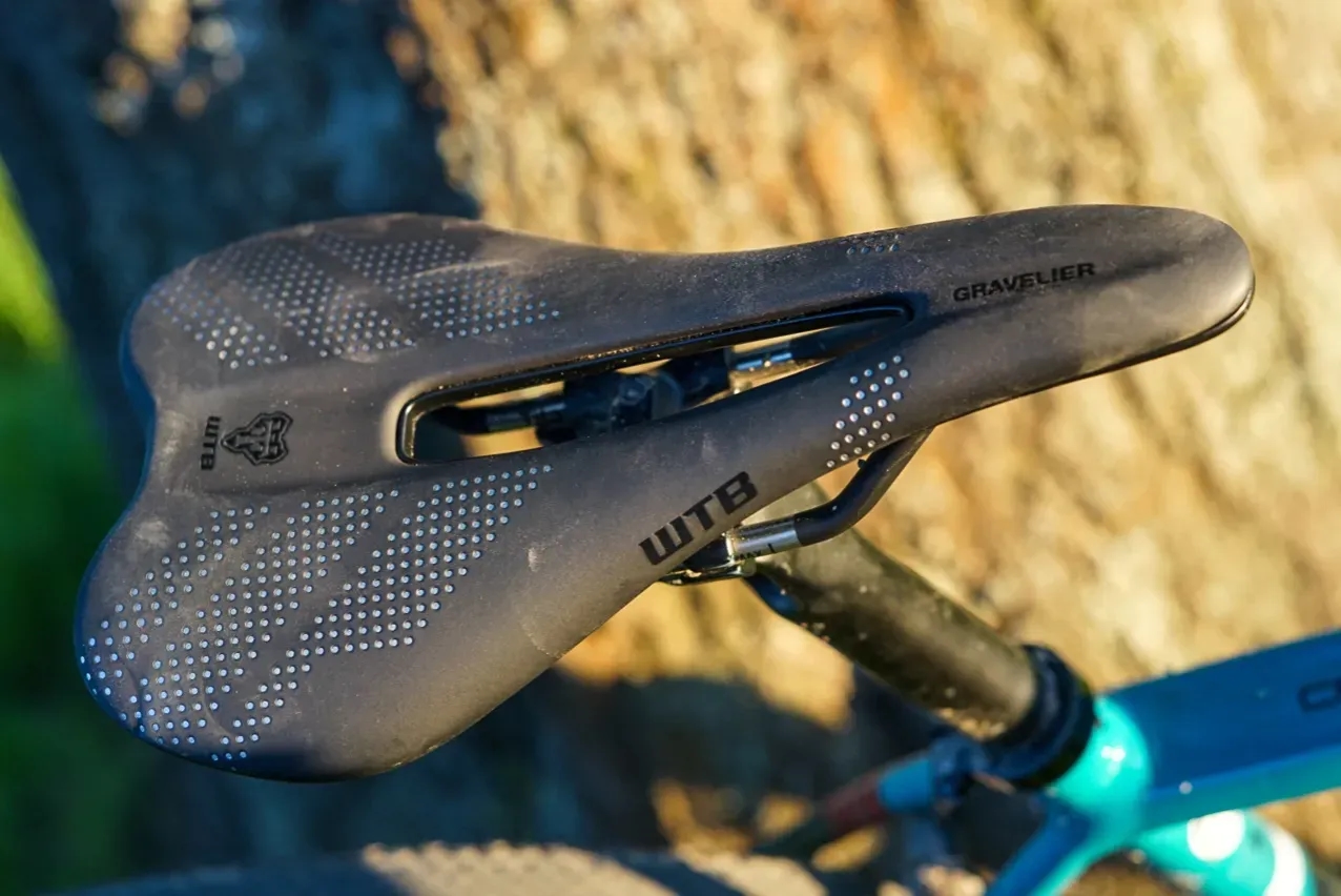 Jakie siodełko do gravela wybrać, aby uniknąć bólu podczas jazdy?